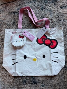 Aloha Collection x Hello Kitty Reverisble Tote and Cutie Set